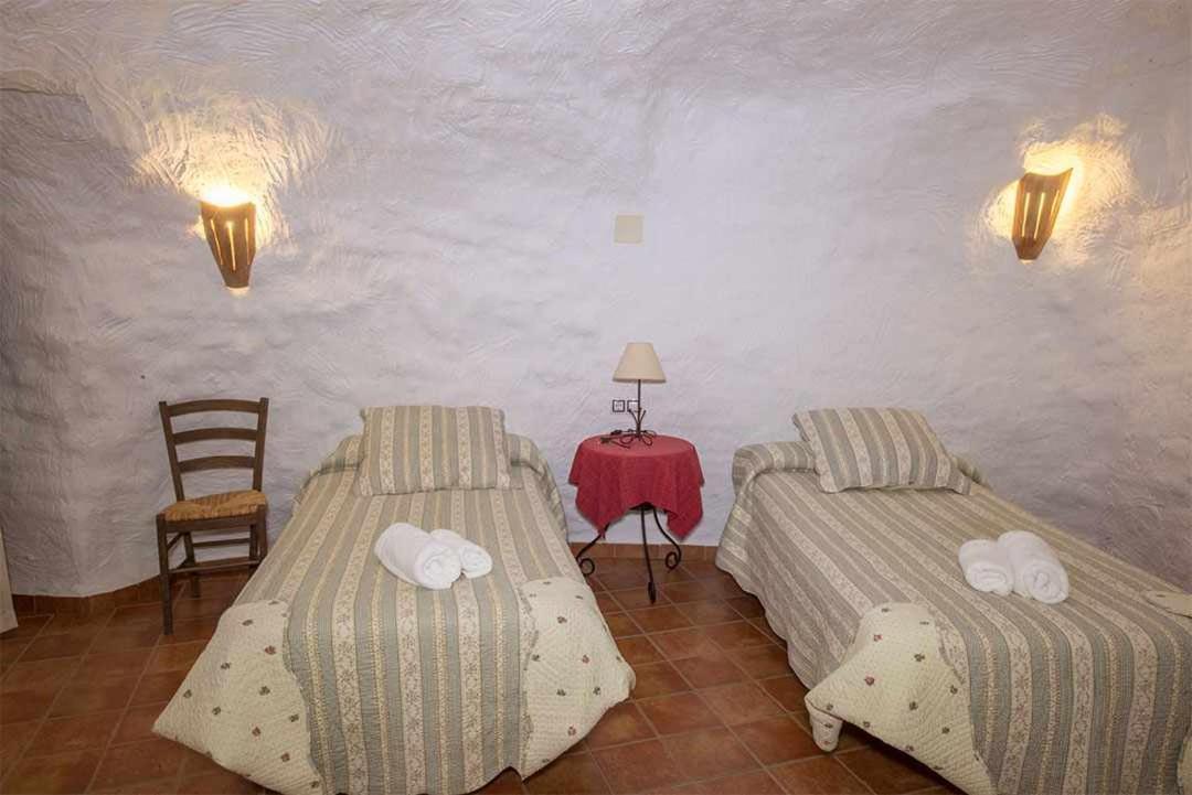 Gasthaus Casas Cueva El Mirador De Galera Exterior foto