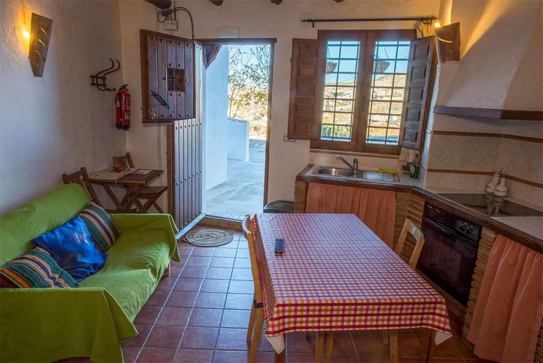 Gasthaus Casas Cueva El Mirador De Galera Exterior foto