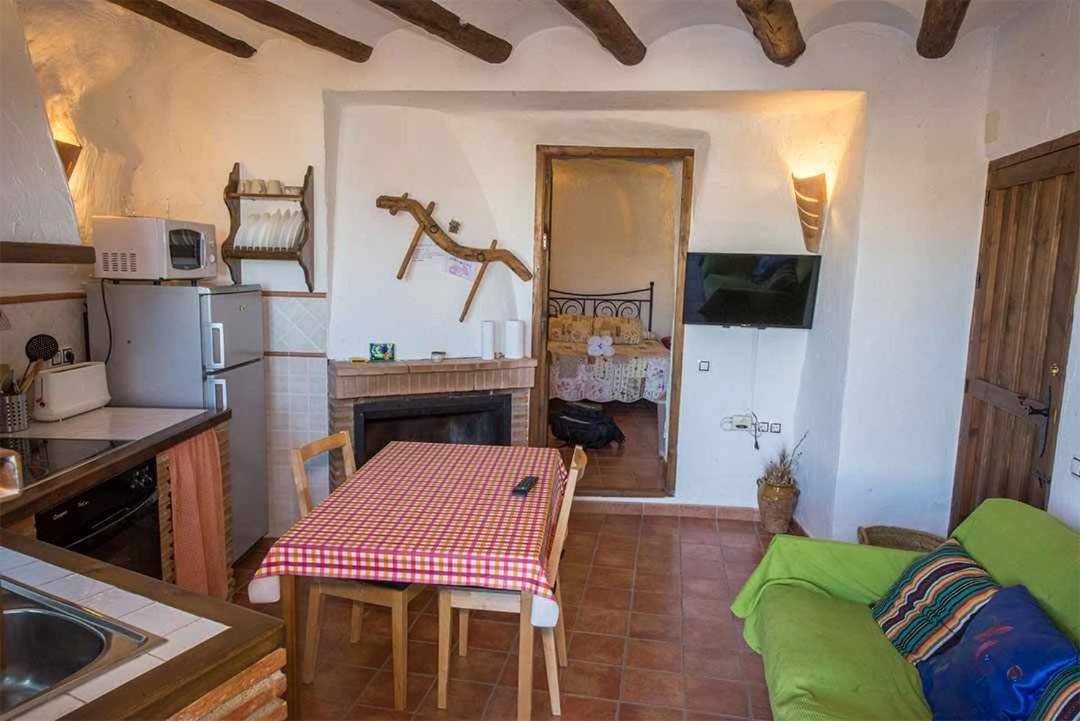 Gasthaus Casas Cueva El Mirador De Galera Exterior foto